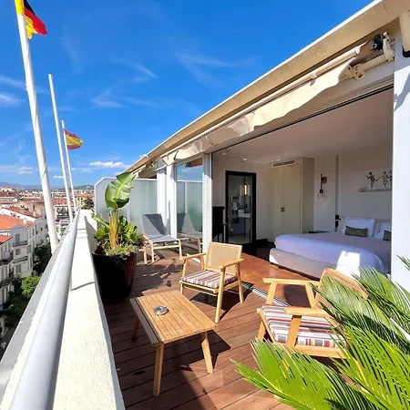 Hôtel Cannes Centre Univers-3