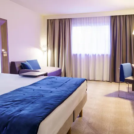 Novotel Avignon Nord-2