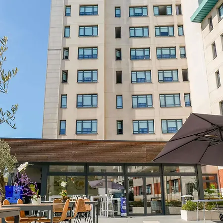Novotel Suites Paris Montreuil Vincennes-3