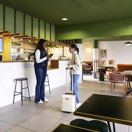 ibis Styles Versailles Saint Quentin en Yvelines-2