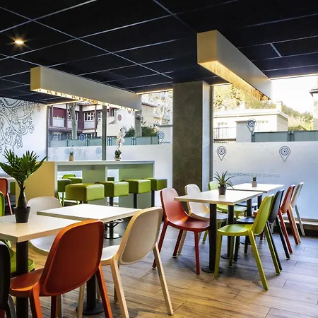 Ibis Budget Paris Clichy Mairie-2