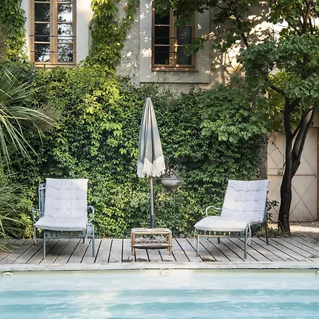 Maison Sumiane - Maison d hotes et locations avec piscine-3