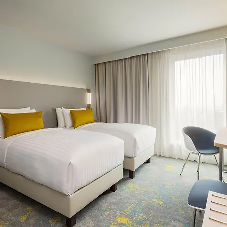 Courtyard By Marriott Paris Charles De Gaulle Central Airport-2