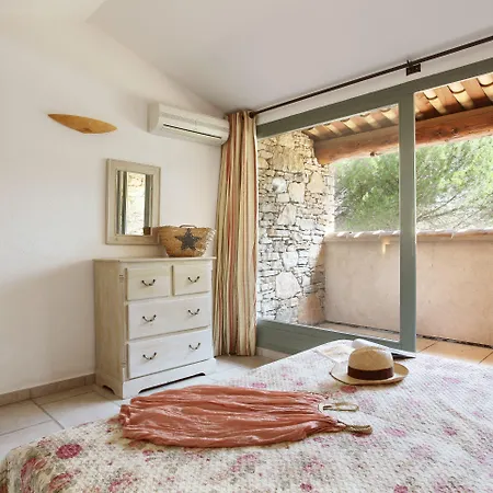 Résidence Prestige Odalys La Bastide des Chênes-3