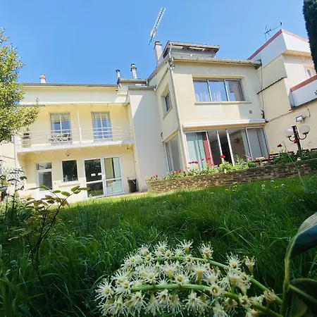 Reims Sherpa Guest House-2