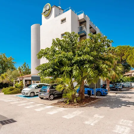 B&B HOTEL Hyères-3