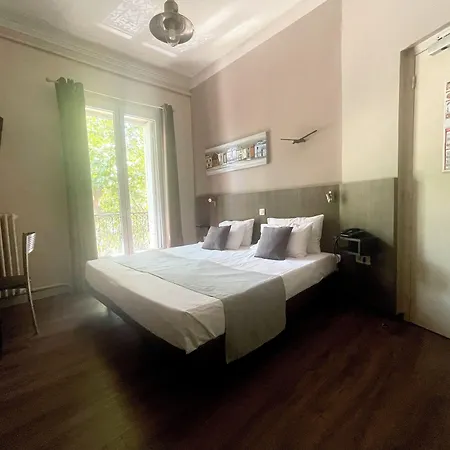 Le Strasbourg Hotel-3