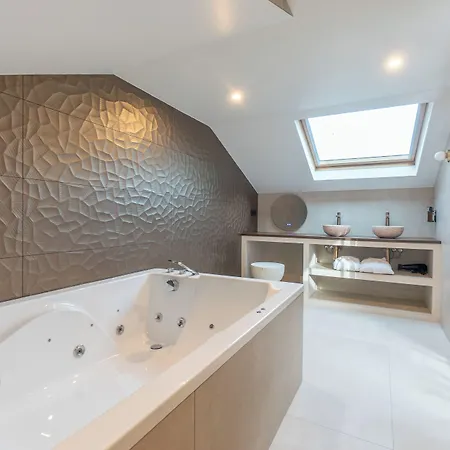 Atypik Hotel & Spa Clichy - Urban Style-3