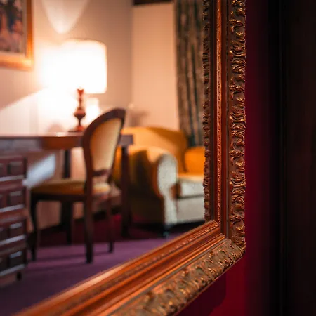 Hôtel des Deux Clefs-2