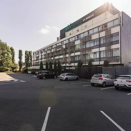 Brit Hotel Saint Brieuc-3