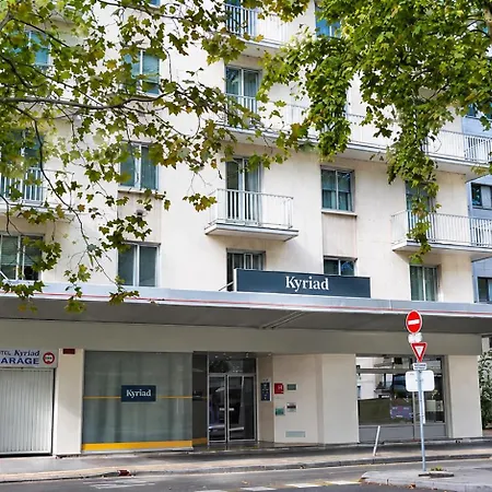 Kyriad Hotel Tours Centre-3