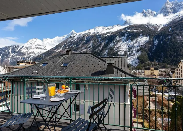 Le Panoramic Mont Blanc Apartment - Chamonix All Year