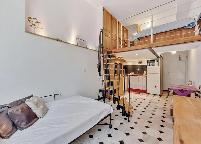 Secluded Holiday Home In Beaulieu Sur Mer Near The Beaches