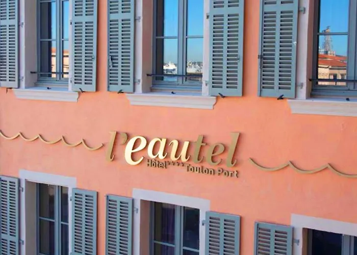 Hôtels de Luxe à Toulon près de musée des arts asiatiques de Toulon