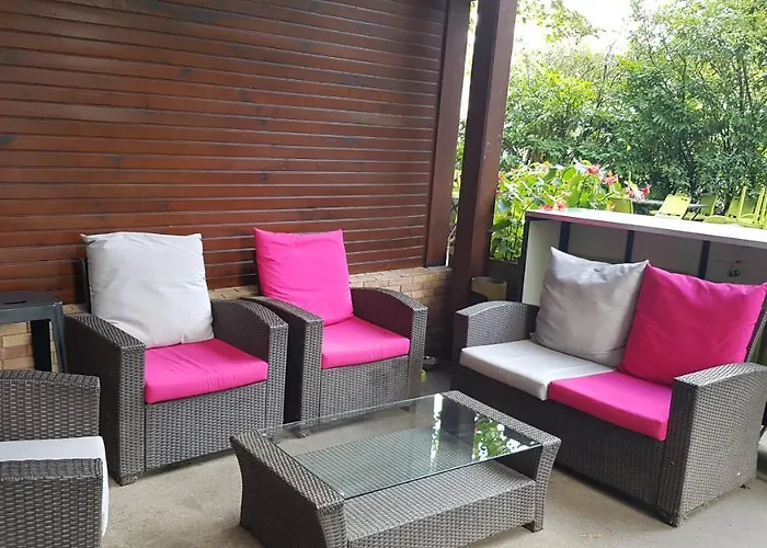 Hotel Regina Ars-sur-Formans