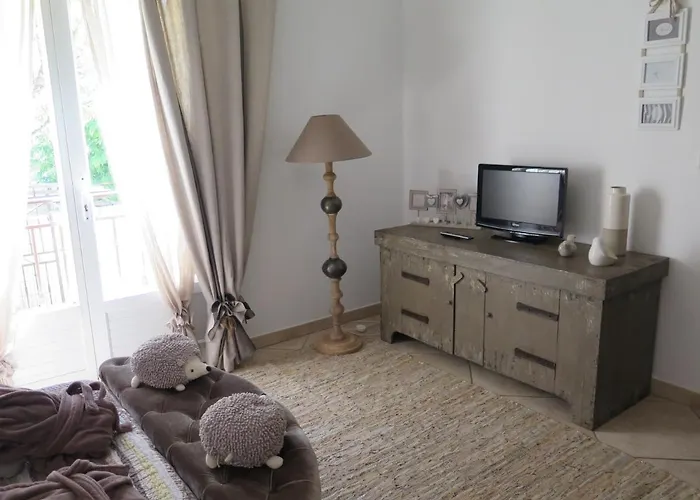 Chambre Fiora Martigues