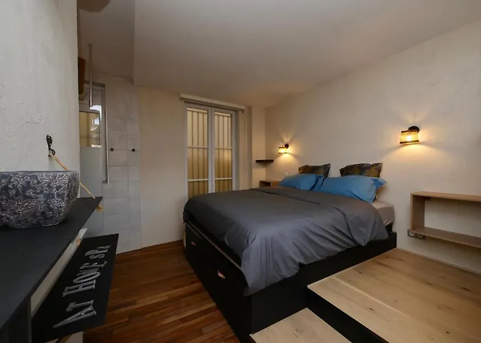 Appartement spa privatif Grenoble At Home Spa