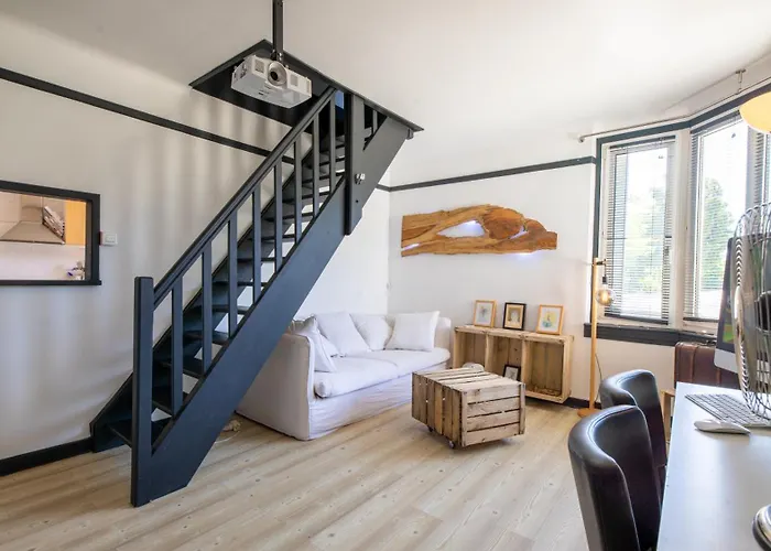 Hotel Mamie Jane co-munity Aix-les-Bains