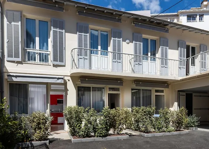 Appartements French Riviera Confidential Centre Ville Juan Les Pins Proche Des Plages