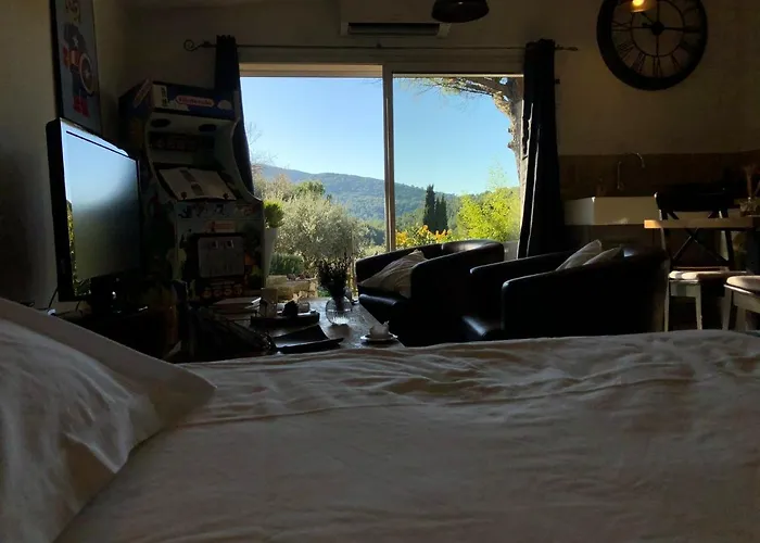 Hotel Au Havre De Paix sainte victoire vauvenargues