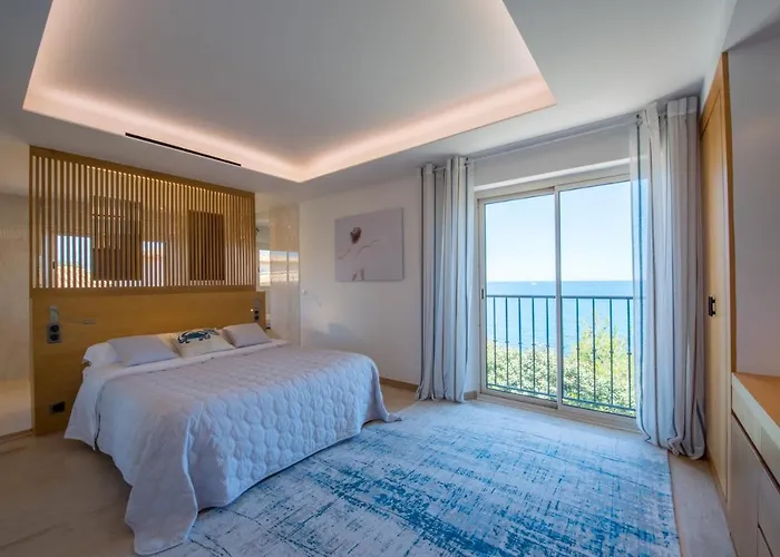 Great Villa Wil Big Garden, Private Pool And Sea View Saint-Tropez