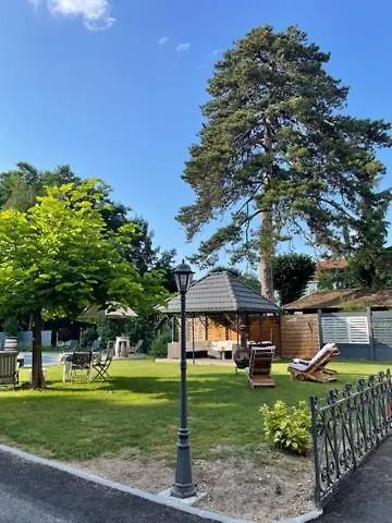 Hotel Les Tourelles