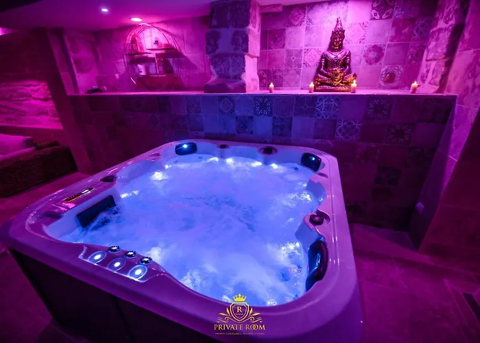 L'Excellence Avignon - Suite Luxe Sauna, Hammam & Jaccuzzi