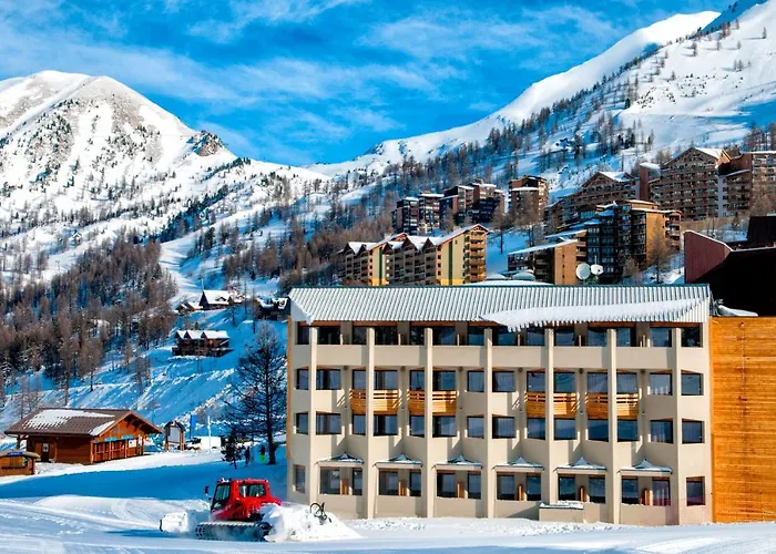 Sowell Residences New Chastillon Isola 2000