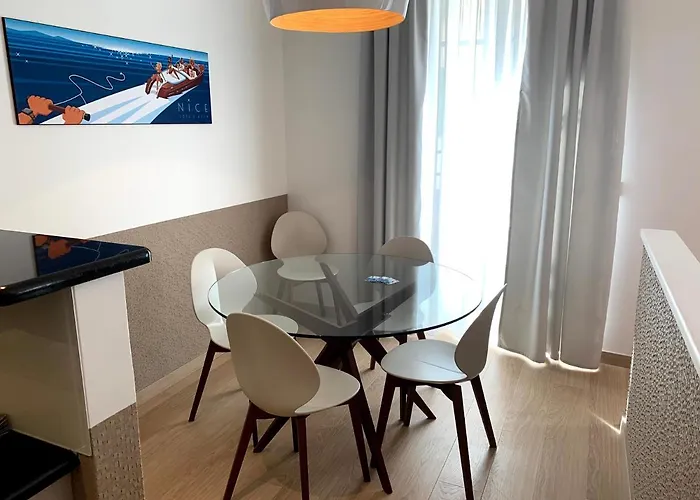 Share Inn Appartements Nizza