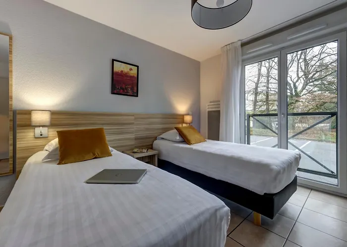Zenitude Hôtel-Résidences L'Orée du Parc Divonne-les-Bains