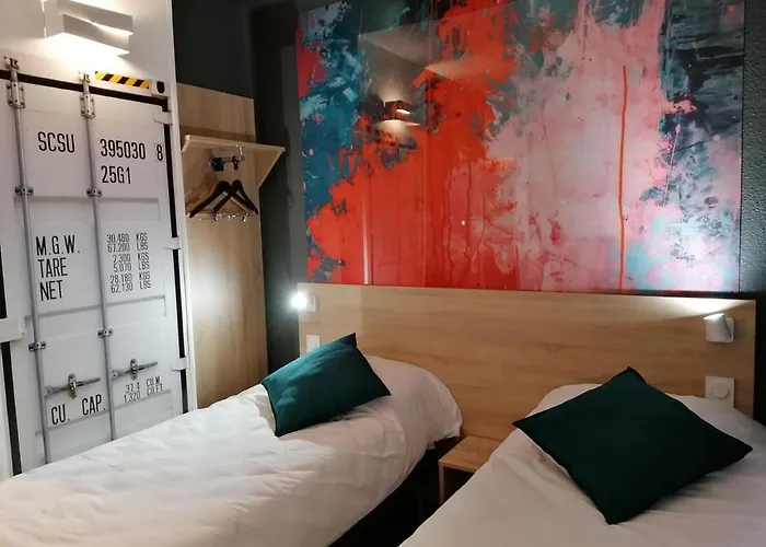 Kyriad Direct Martigues