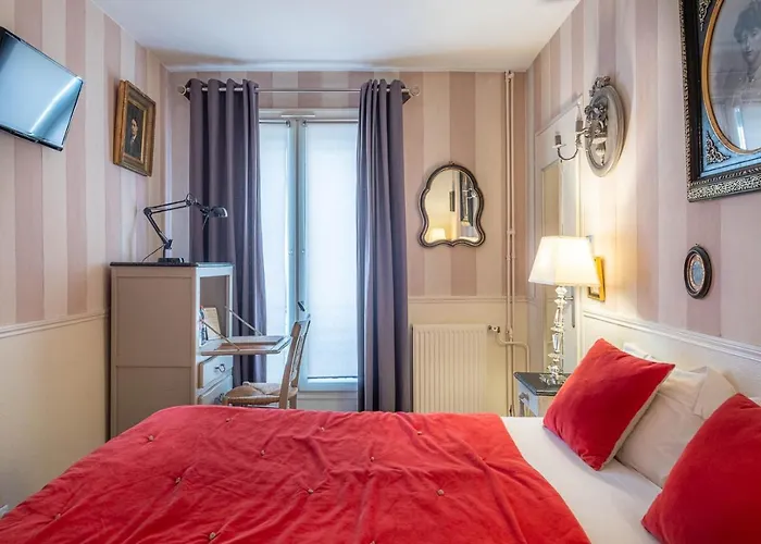 Hotéis perto de Panteão