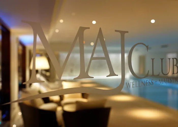 Majestic Hotel Spa - Champs Elysees Parijs