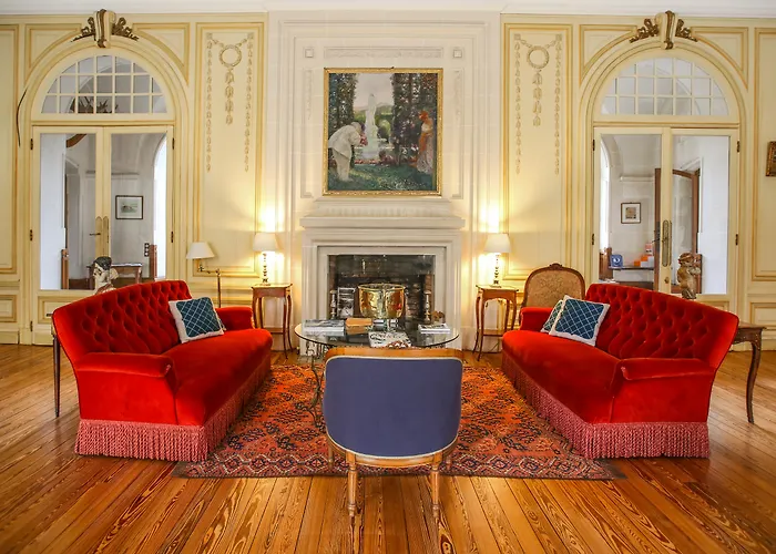 Chateau Du Clair De Lune - Boutique Luxury Hotel Biarritz