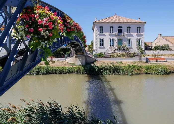 La Passerelle du Canal Sallèles-dʼAude