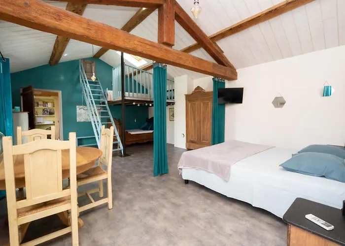B&B Dutournebelle Narbona