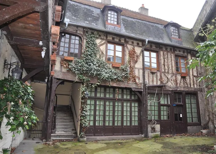 Hotel Le Vieux Relais à Cosne-Cours-Sur-Loire