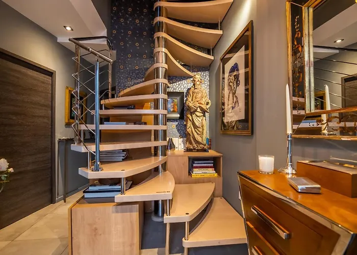 Villa Veeve - Stair Whirl To Heaven Parigi