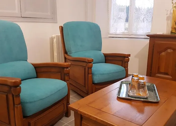 Villa Lieu Dit Baraque De Romagers à Aumont-Aubrac Privée