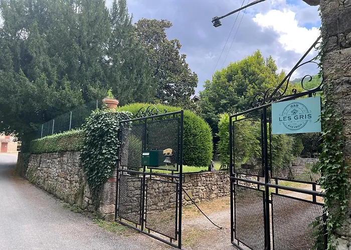 Hotel Les Gris à Villefranche-de-Rouergue