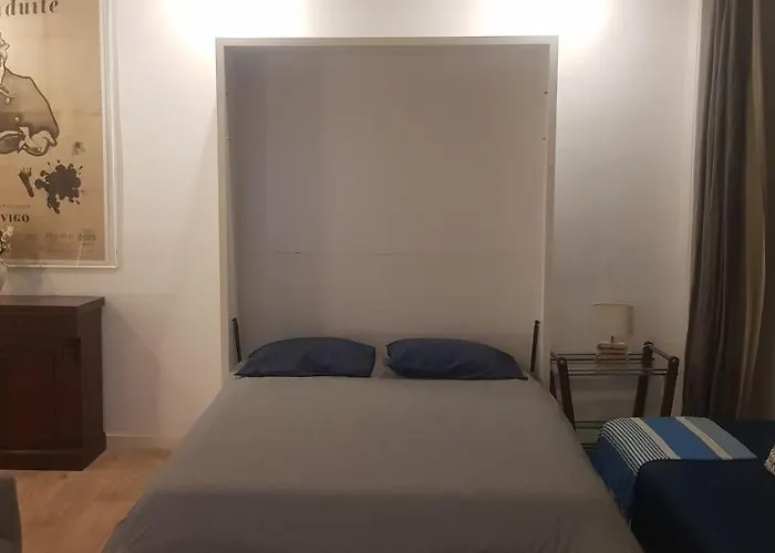 Aparthotel Charming Loft - Tour Eiffel/ Rue Cler Parigi