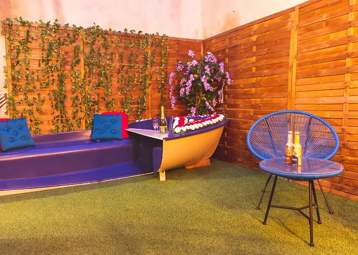 Le Charme Martegal Suite/Spa Martigues