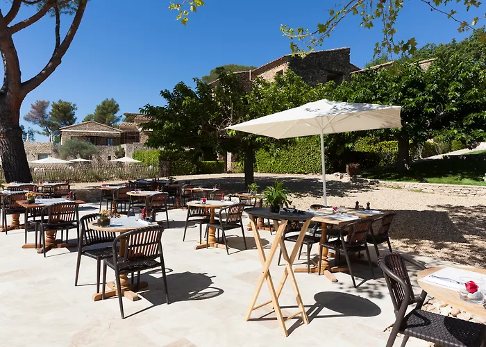 Mas Des Herbes Blanches Hotel & Spa - Relais & Chateaux Joucas