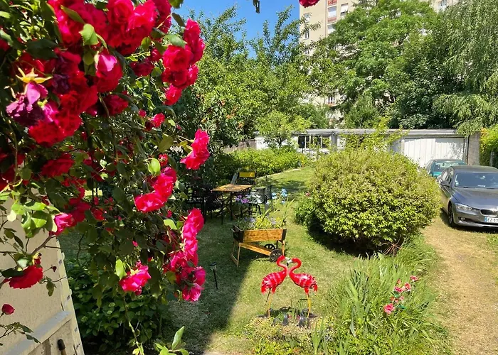 Chambre privée vue sur le jardin proche centre ville Besançon