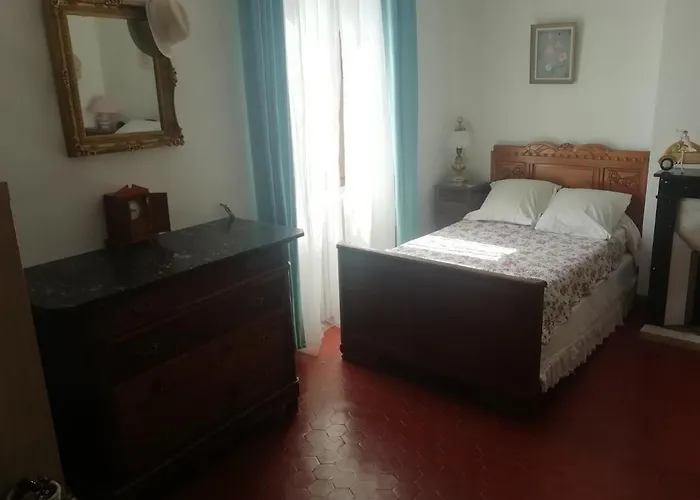 Bed and Breakfast Chez Fleur Aviñón