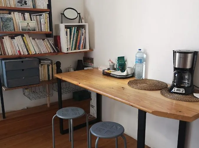 Bed and Breakfast Bnb 4 Personnes 5 Mn Metro Bourg Entree Et Sdb Independantes à Lille