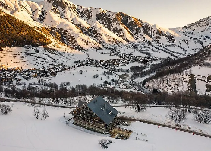 Les Cèdres - Hôtel - Restaurants - Spa Saint-Sorlin-dʼArves