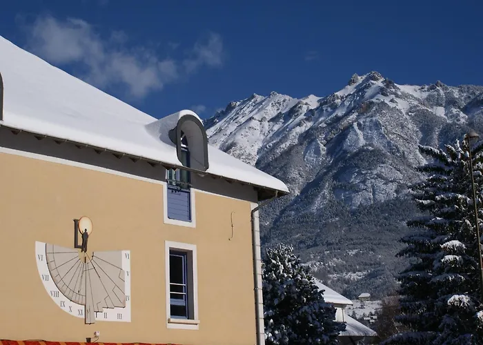 Eygliers Hotels