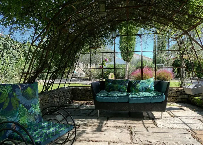 Hotel Jade En Provence à Vaison-la-Romaine