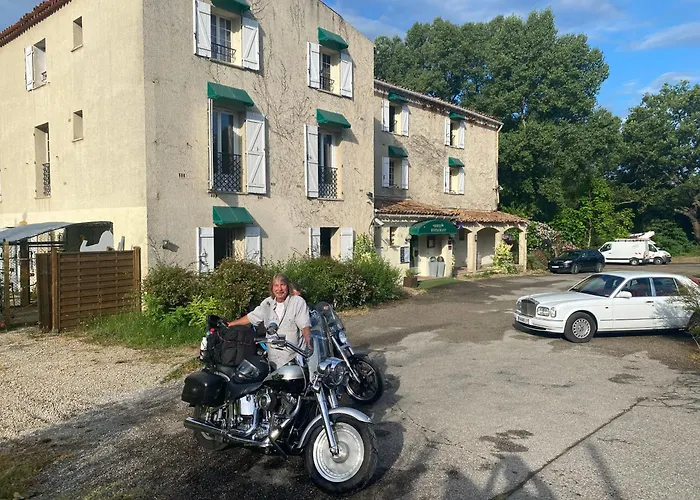 Human Hotel Restaurant Park Villecroze
